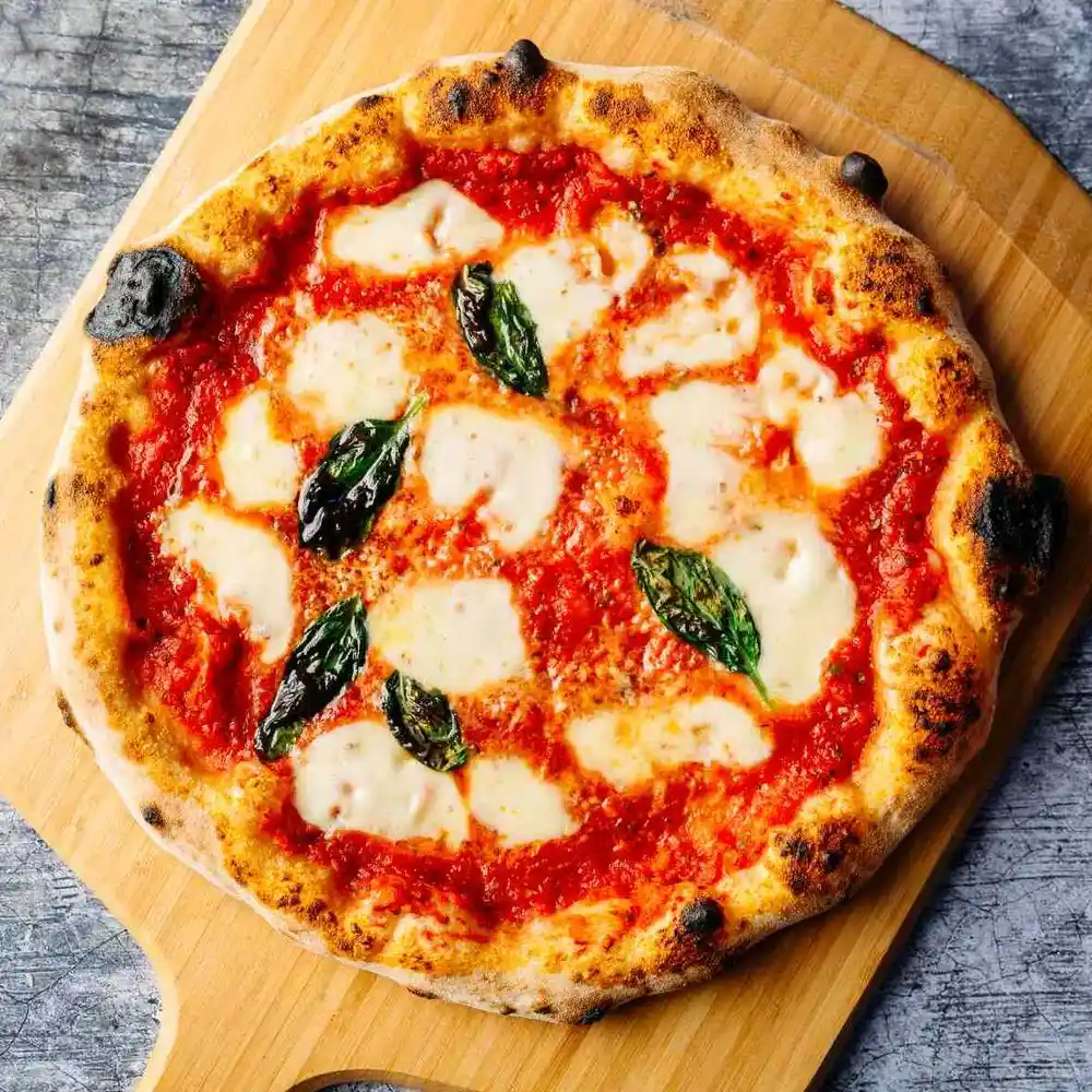 Pizza margarita clásica